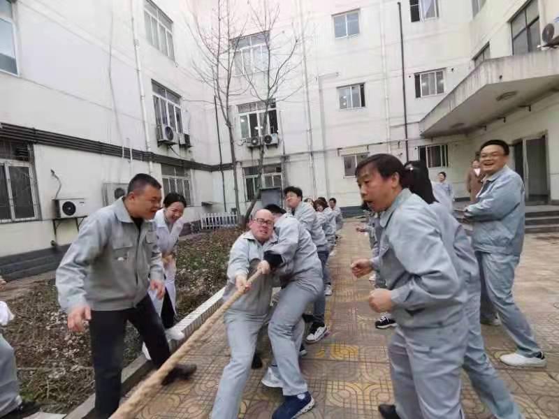 “助力女神節，賽出新風范”，花季app入口黄傳感開展“強身健體”拔河活動