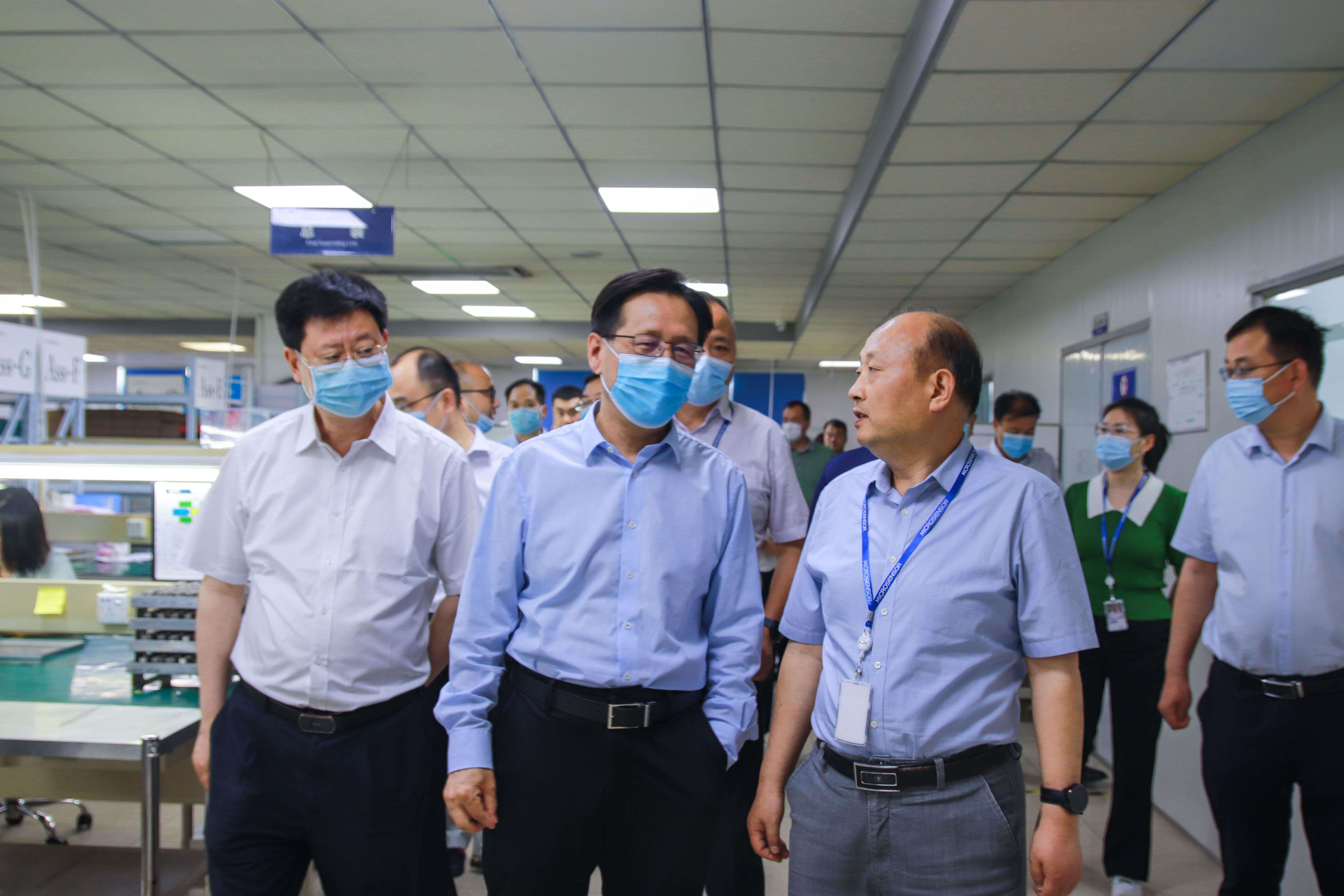 企業動態 | 陜西省科技廳領導一行蒞臨考察，花季app下载地址傳感榮獲肯定